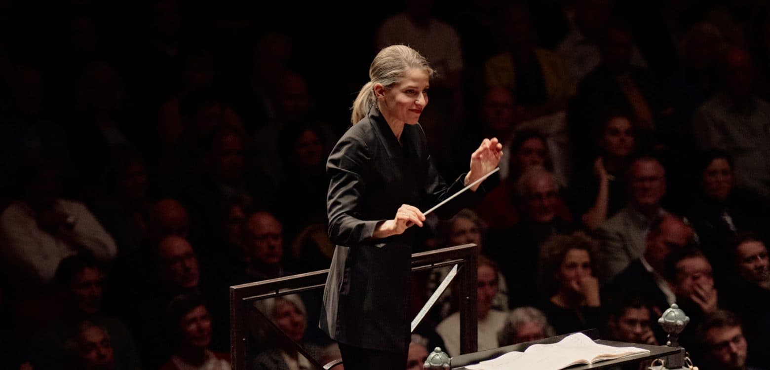 Concertgebouworkest en Karina Canellakis met Sjostakovitsj' Symfonie nr. 5